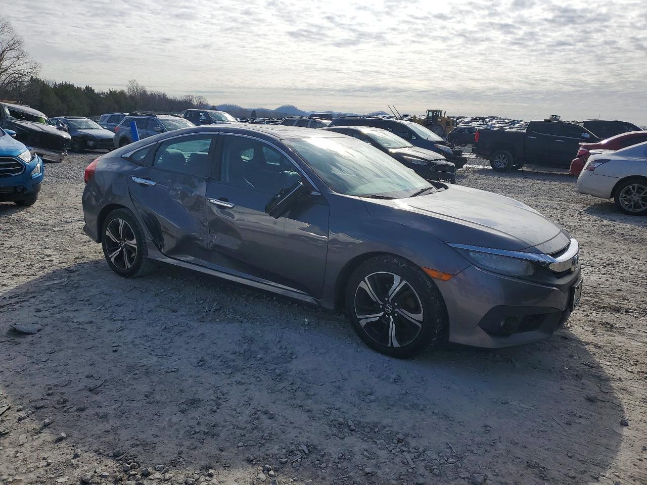 2016 HONDA CIVIC TOURING photo 4