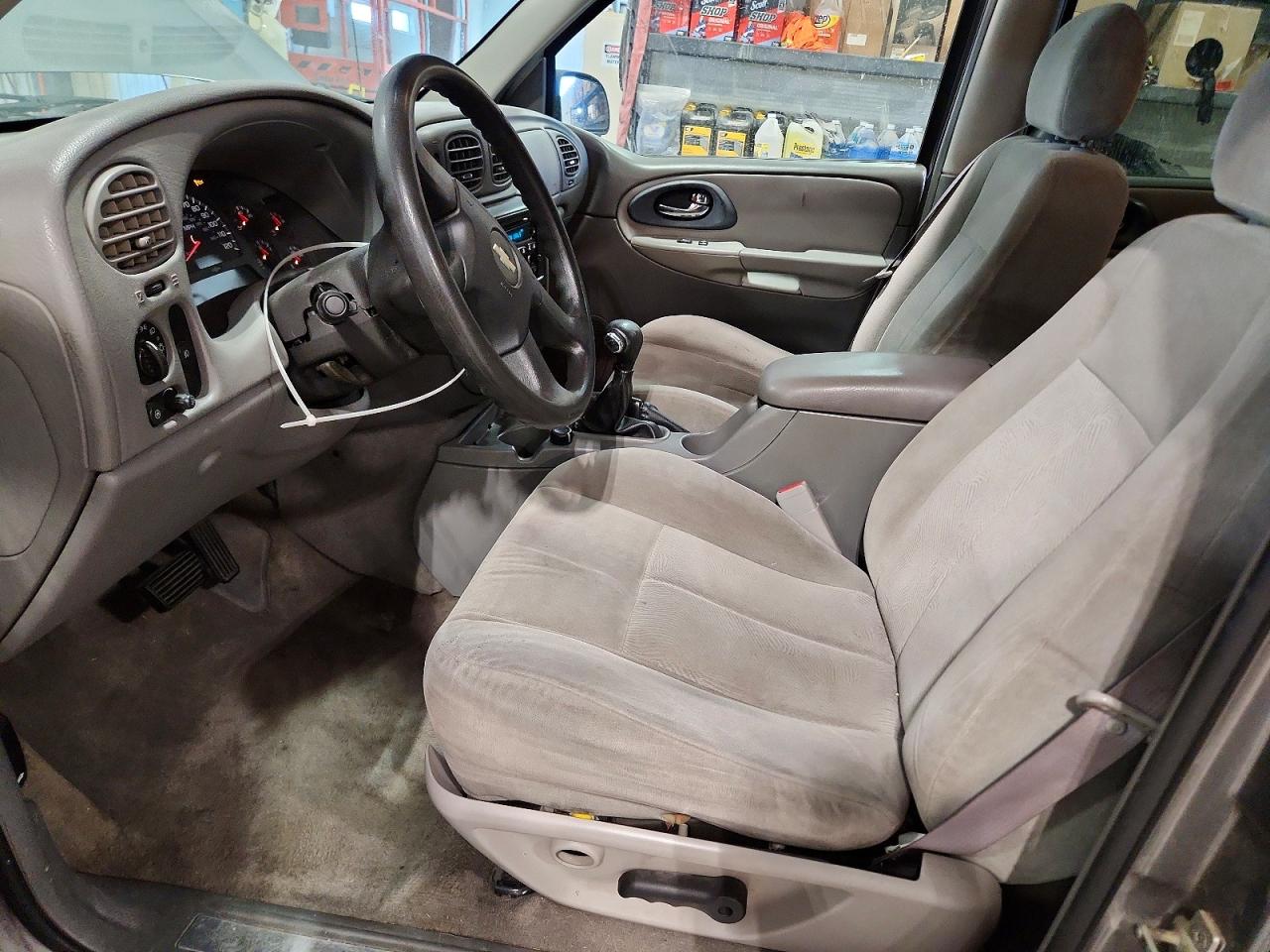 2005 CHEVROLET TRAILBLAZER EXT LS photo 13