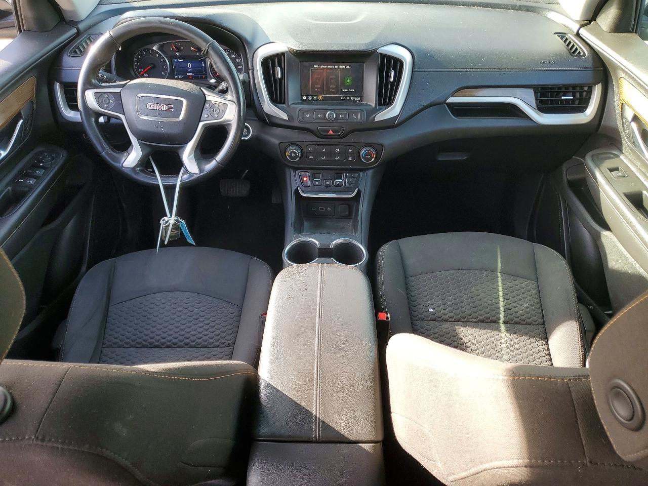 2019 GMC TERRAIN SLE photo 8