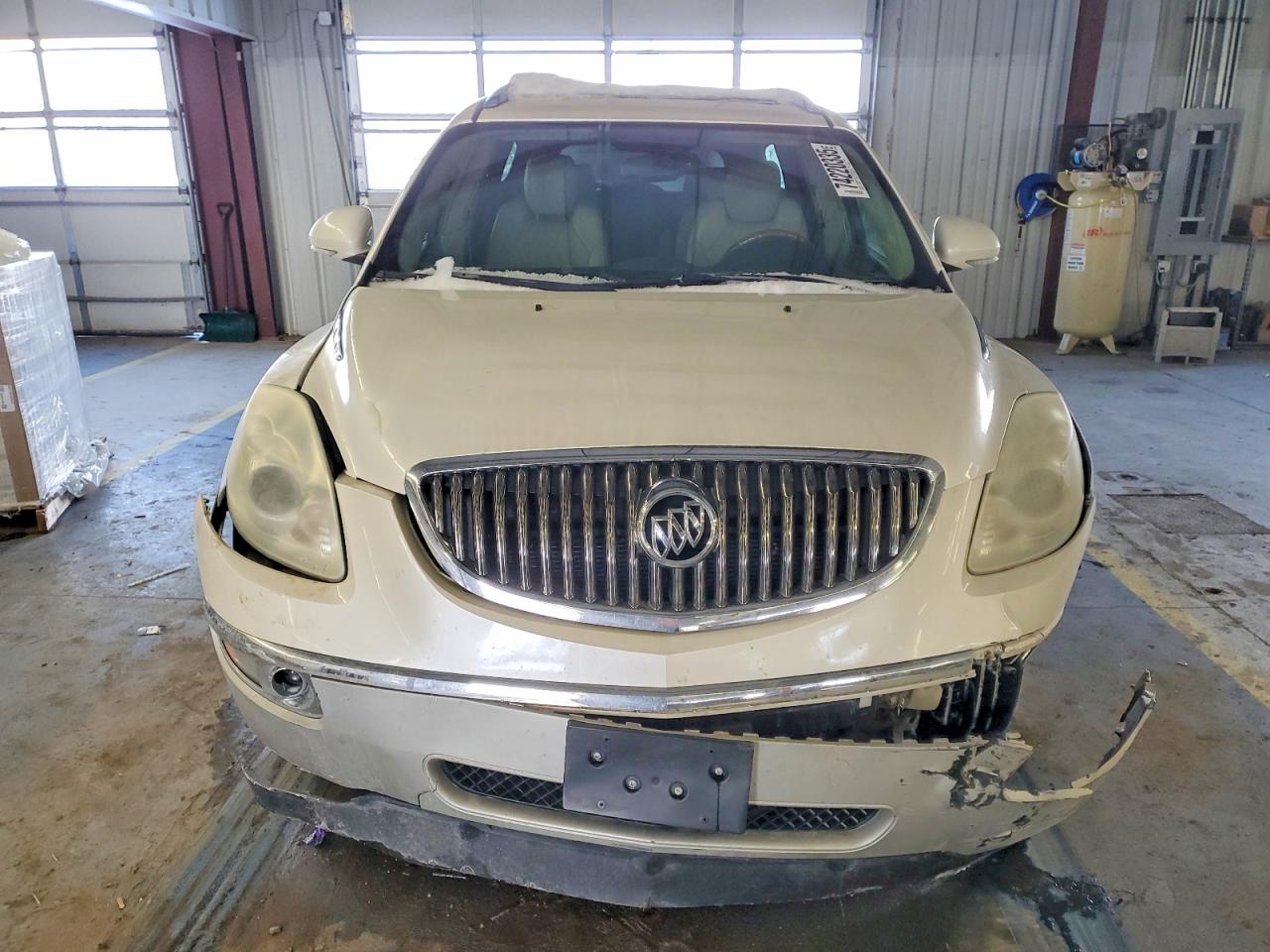 2010 BUICK ENCLAVE CXL photo 9
