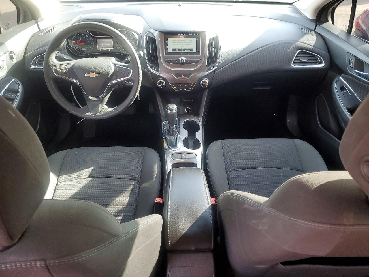 2017 CHEVROLET CRUZE LT photo 8