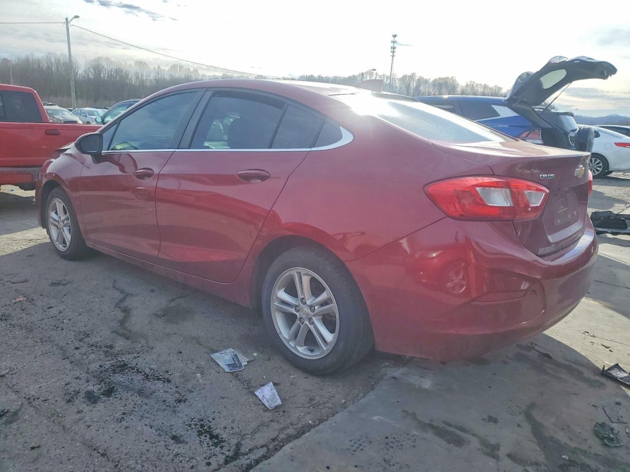 2017 CHEVROLET CRUZE LT photo 2