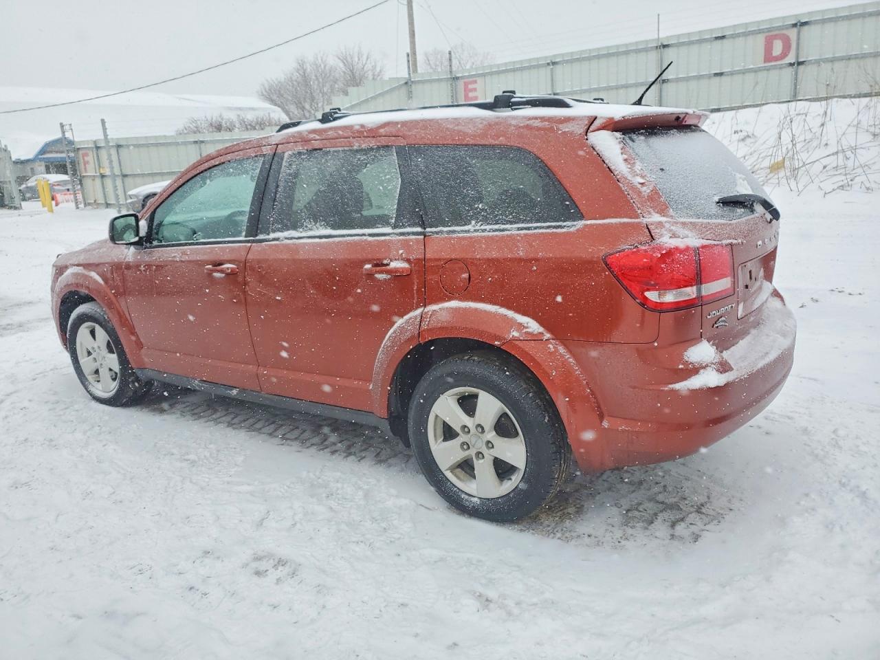 2013 DODGE JOURNEY SE photo 3
