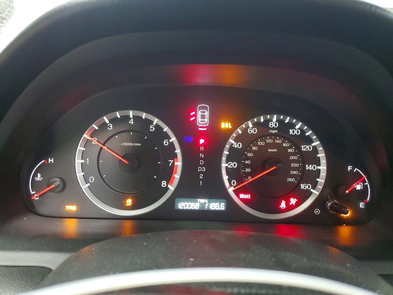 2011 HONDA ACCORD LX photo 25