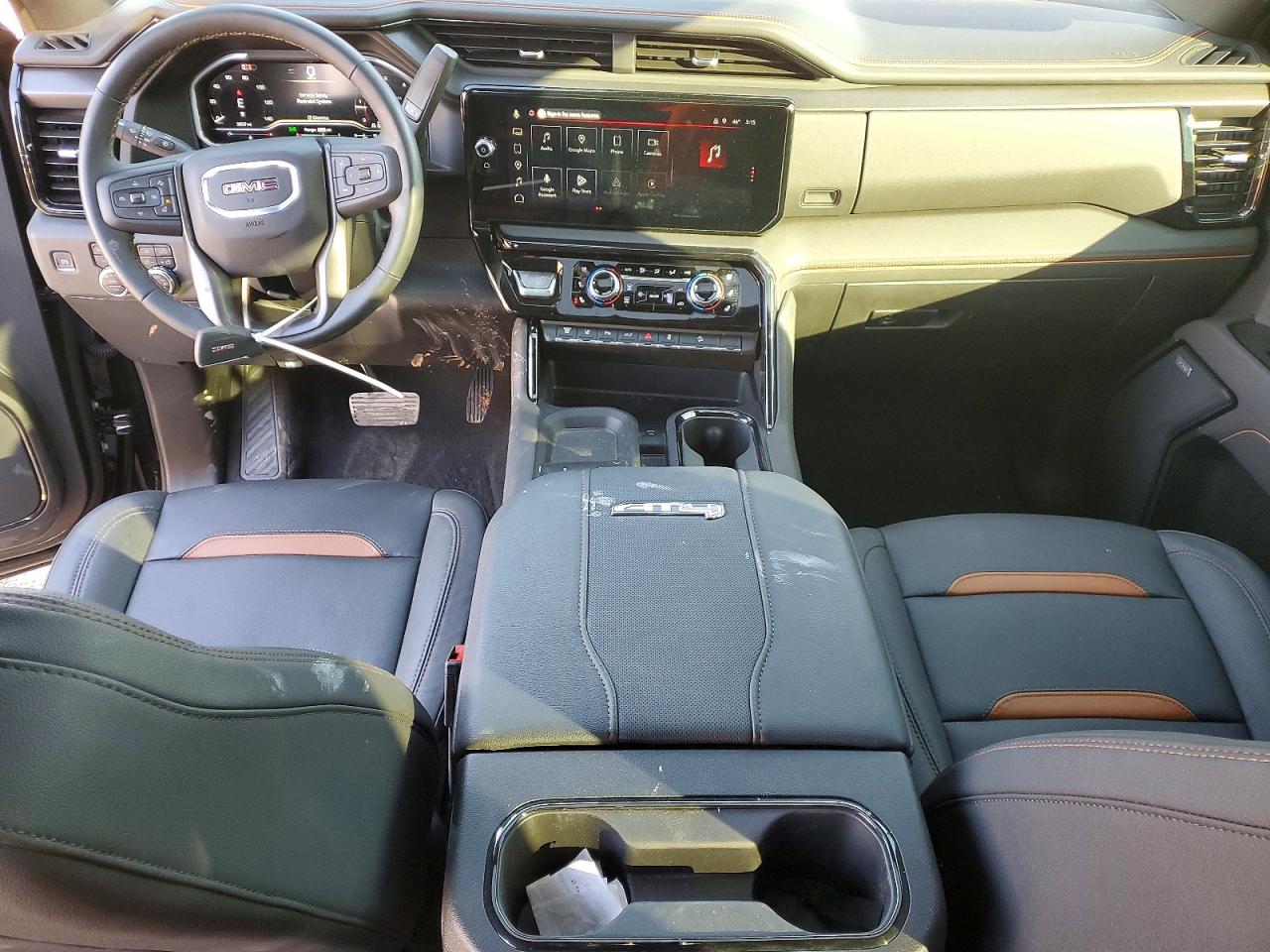 2025 GMC SIERRA K2500 AT4 photo 15