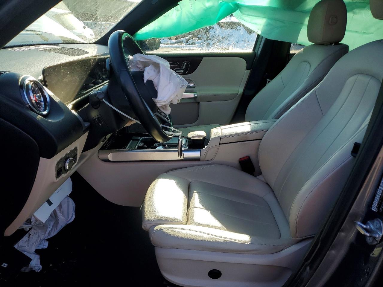 2021 MERCEDES-BENZ GLB 250 4MATIC photo 13