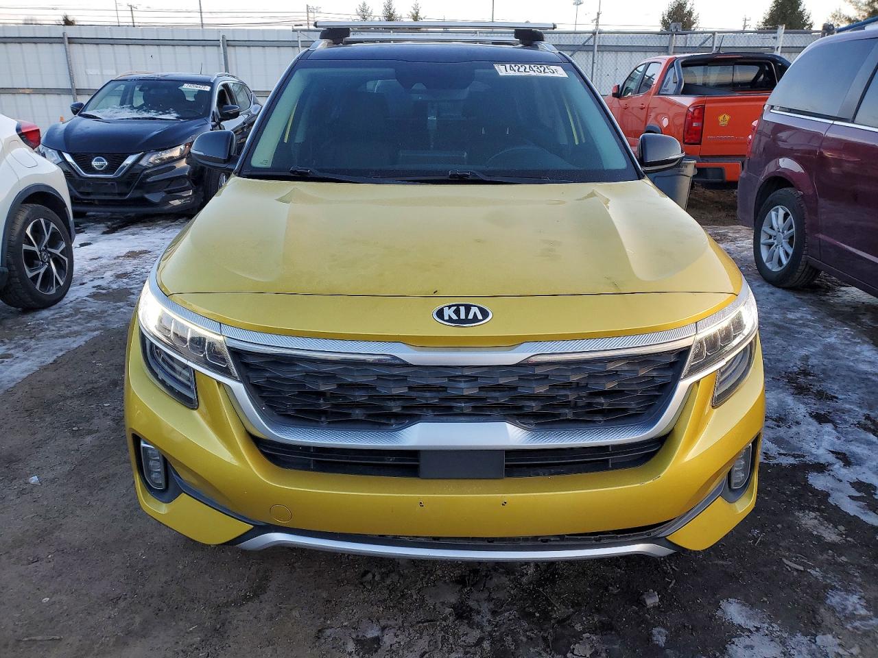 2021 KIA SELTOS SX photo 9