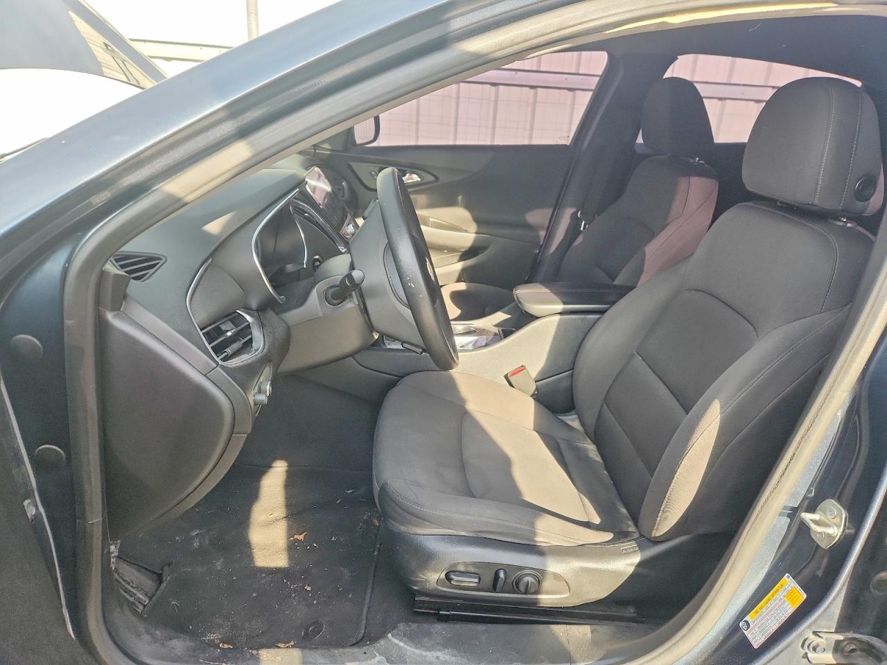 2020 CHEVROLET MALIBU LT photo 7