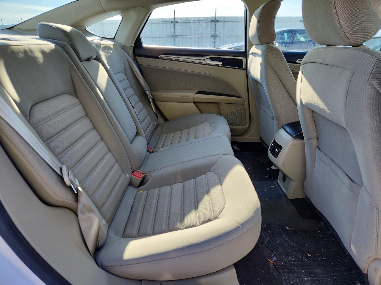 2019 FORD FUSION SE photo 19
