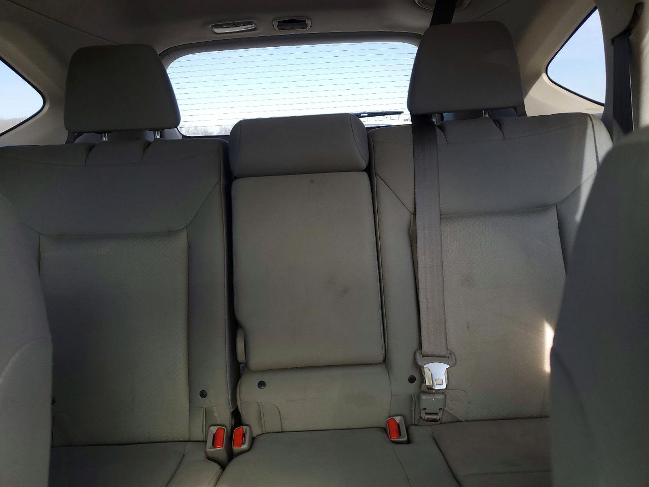 2015 HONDA CR-V LX photo 19