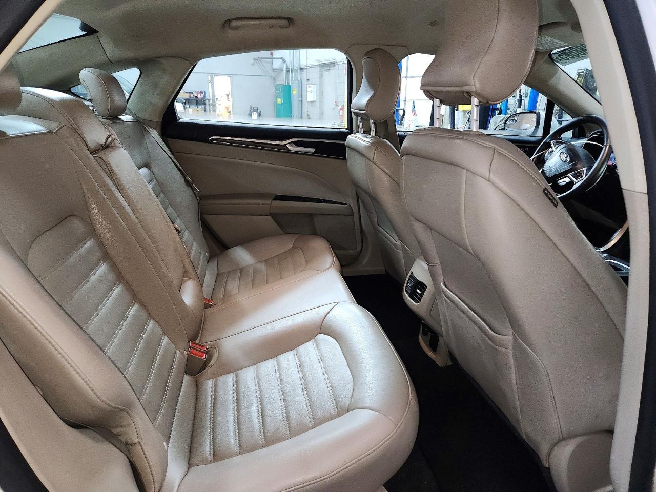 2018 FORD FUSION SE PHEV photo 28