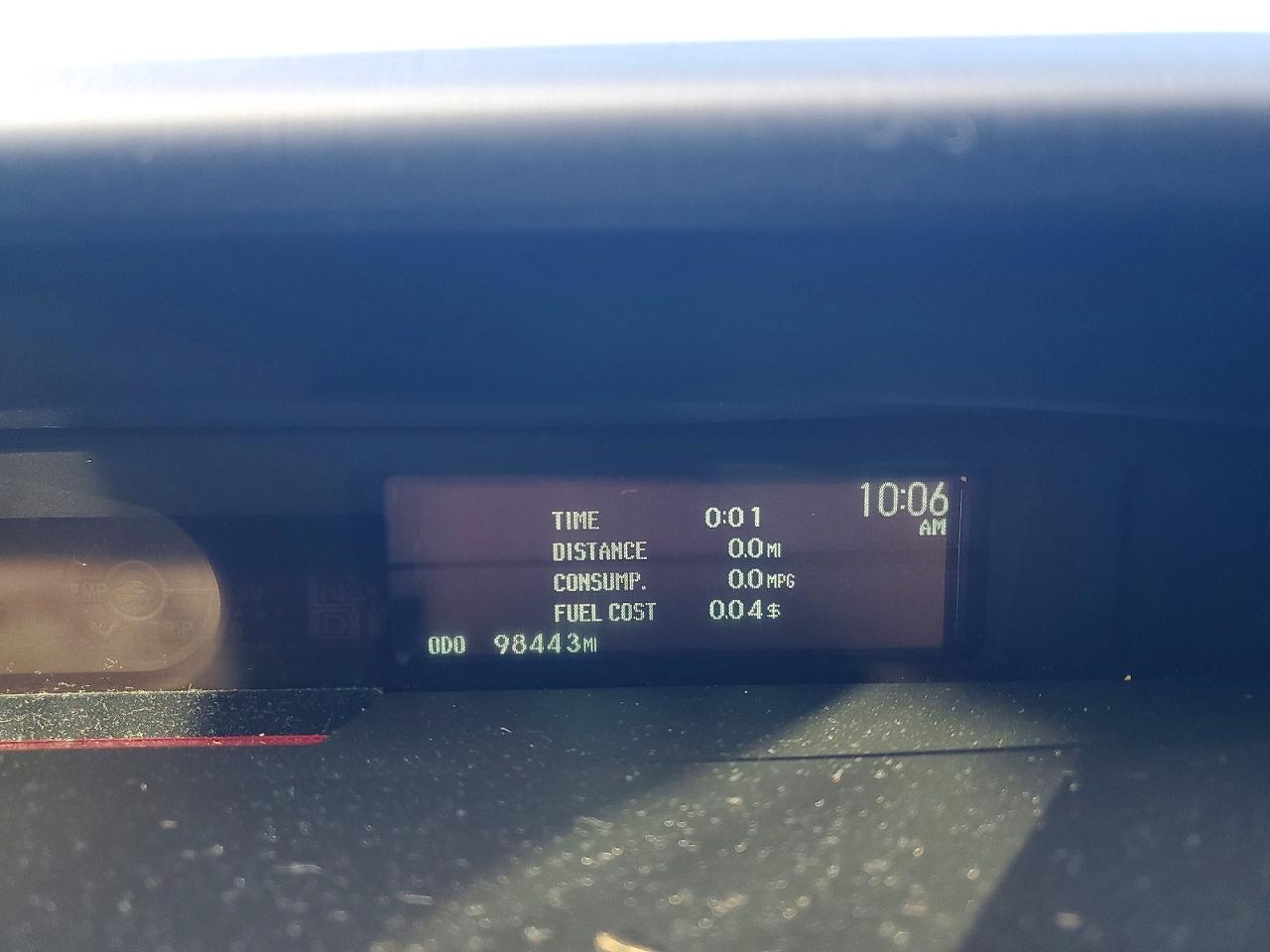 2014 TOYOTA PRIUS TWO photo 17