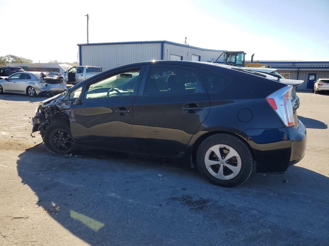2014 TOYOTA PRIUS TWO photo 3