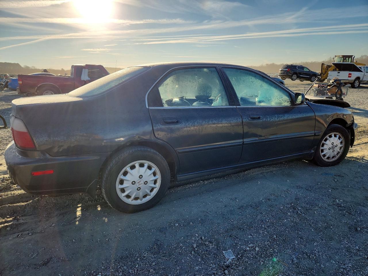 1996 HONDA ACCORD EX photo 5