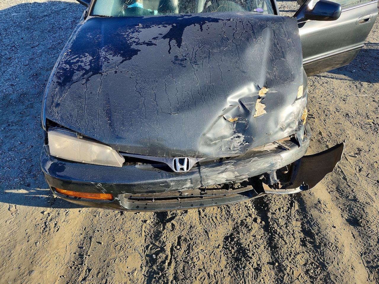 1996 HONDA ACCORD EX photo 21
