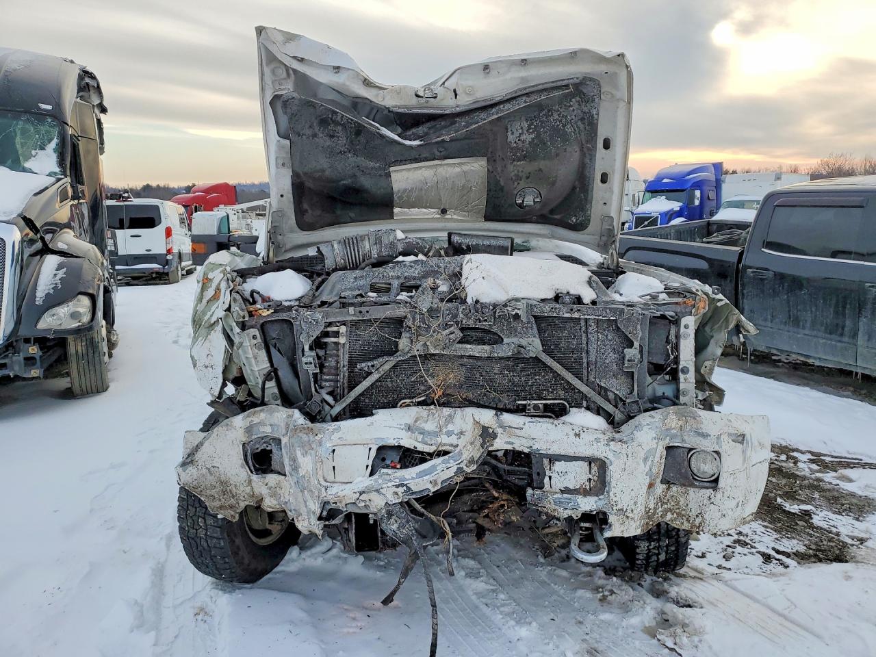 2019 CHEVROLET SILVERADO K3500 HIGH COUNTRY photo 5