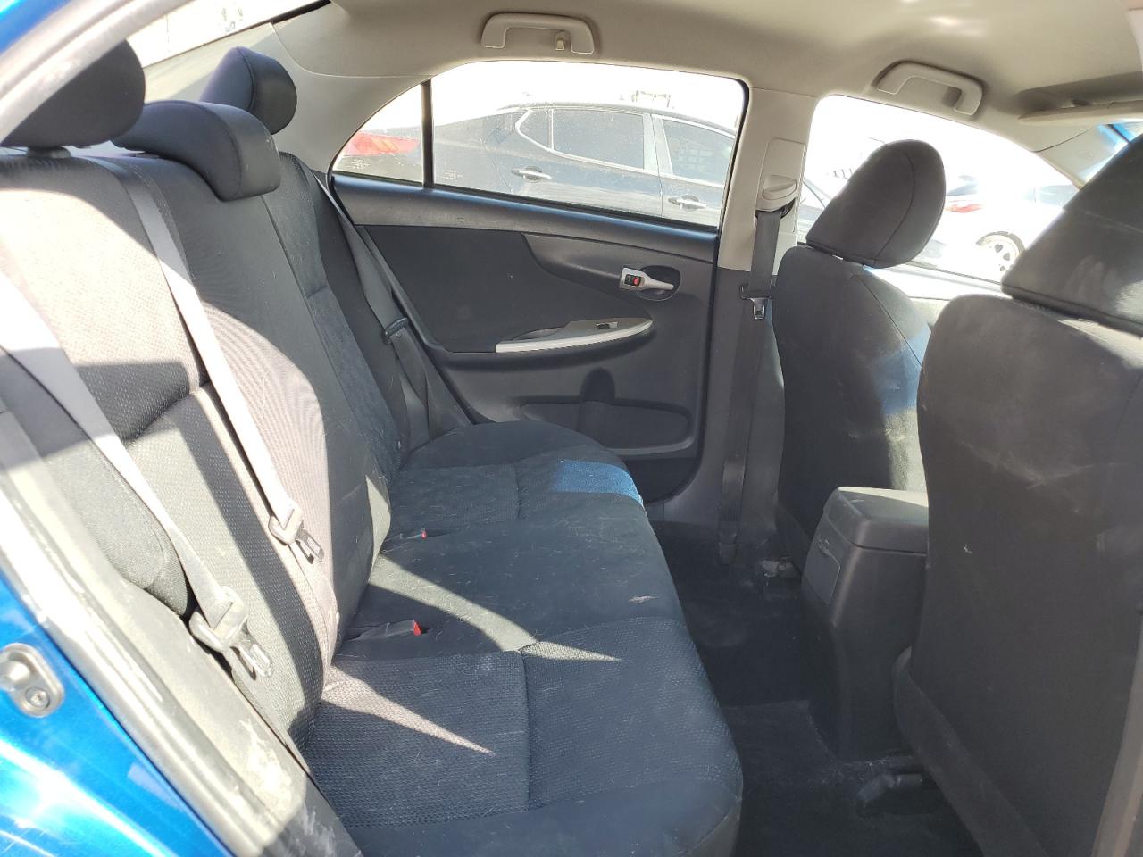 2010 TOYOTA COROLLA photo 10