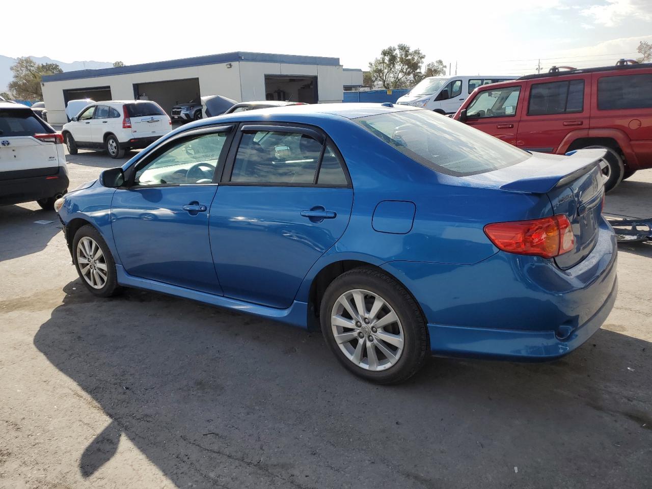2010 TOYOTA COROLLA photo 2