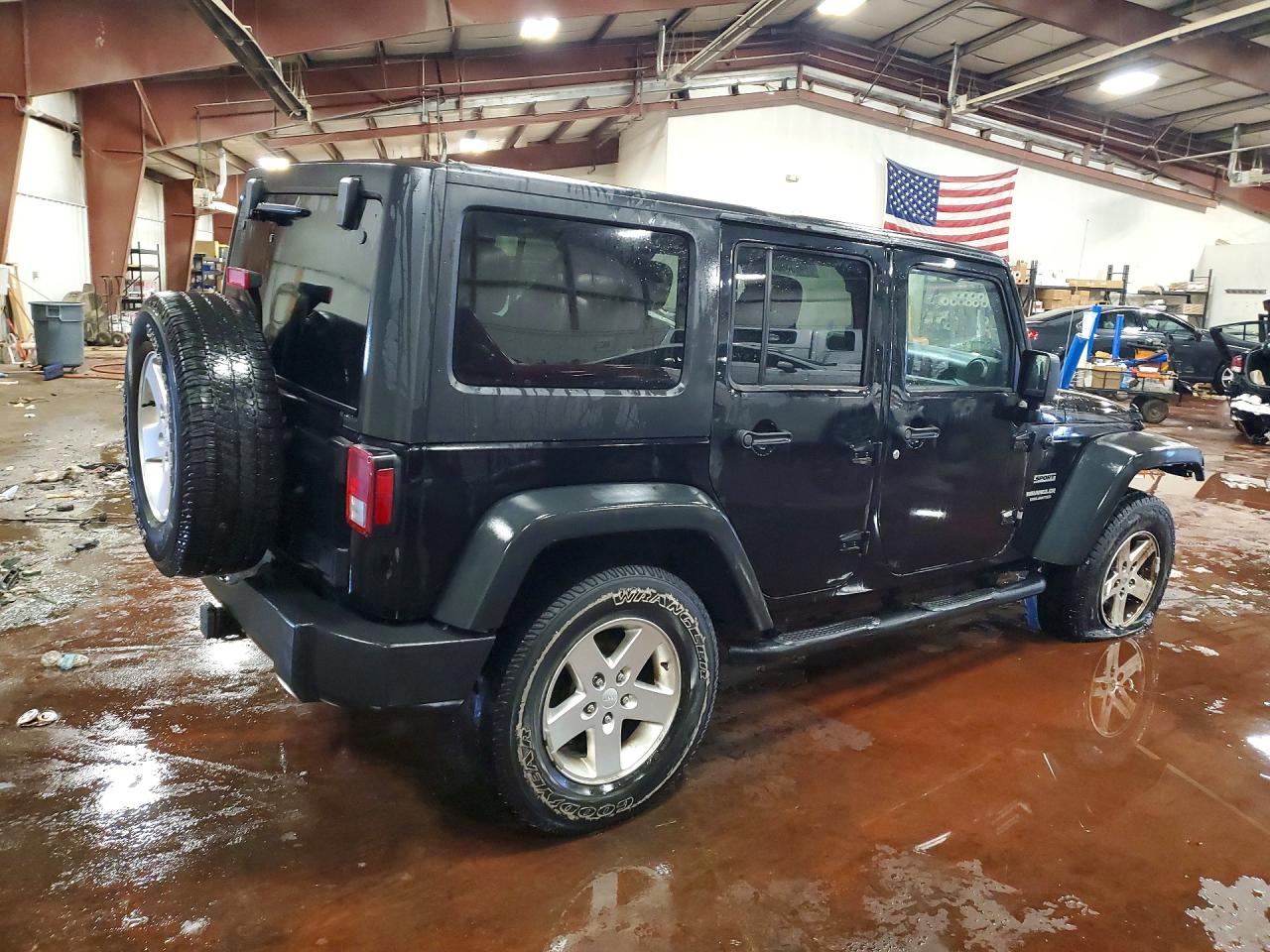 2013 JEEP WRANGLER UNLIMITED SPORT photo 7