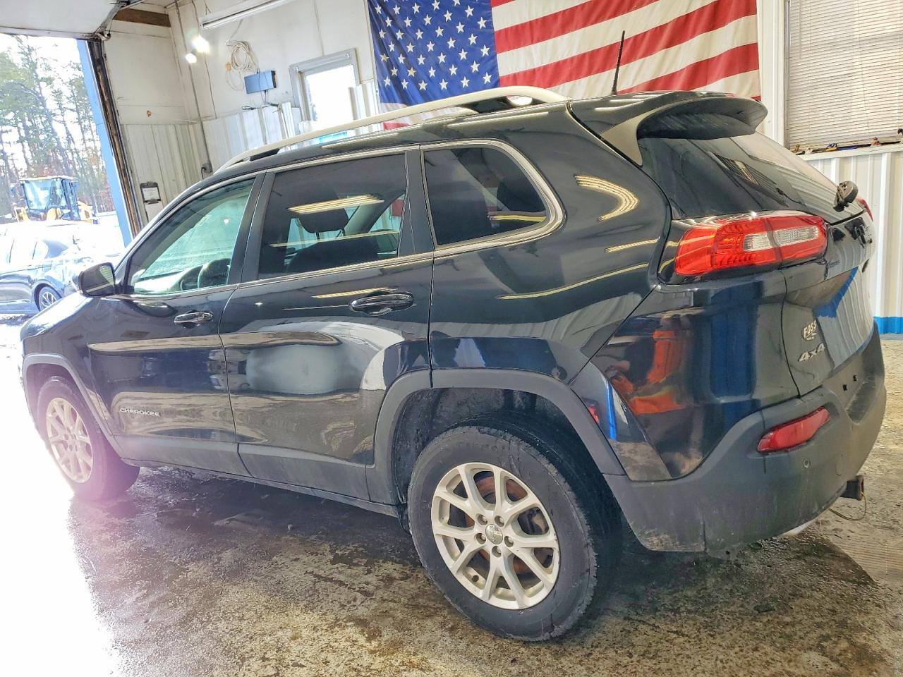 2016 JEEP CHEROKEE LATITUDE photo 4