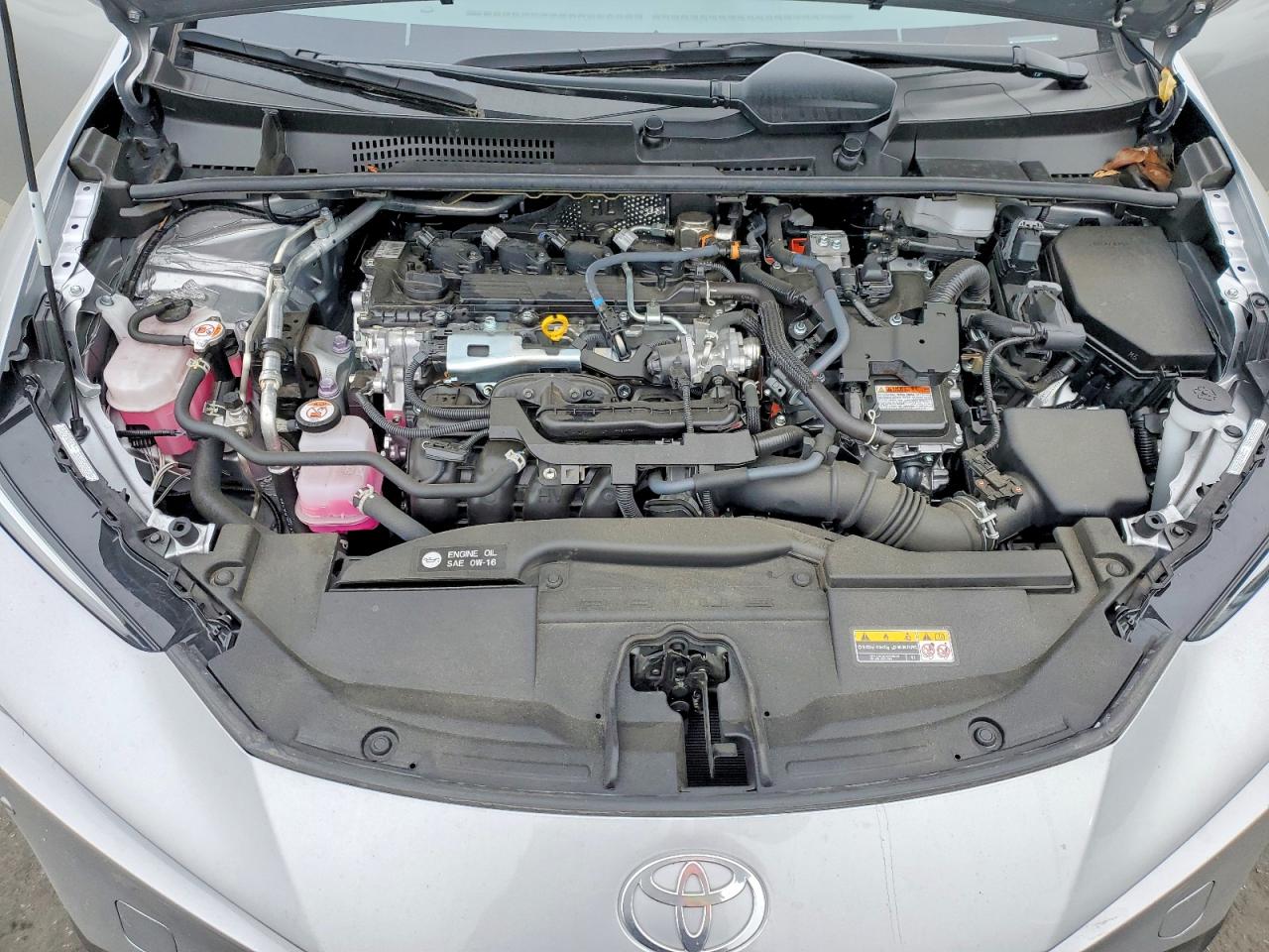 2025 TOYOTA PRIUS LE photo 11