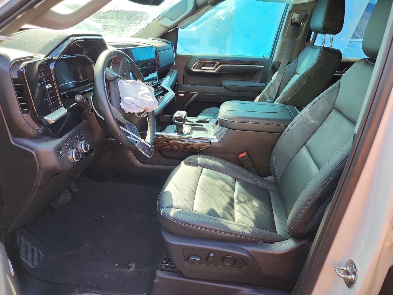 2025 GMC SIERRA K1500 ELEVATION photo 13