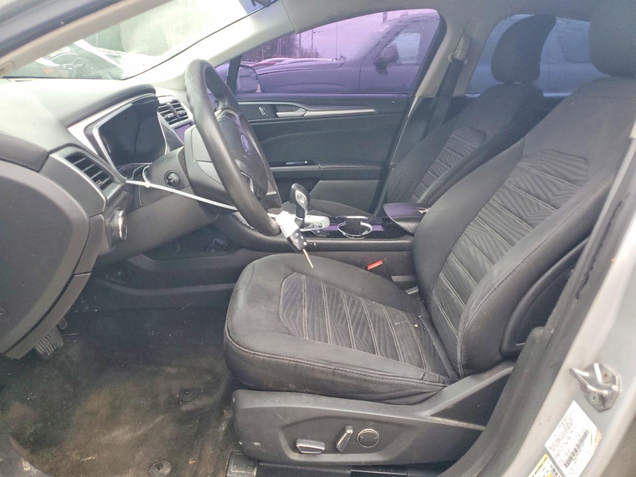2016 FORD FUSION SE photo 13