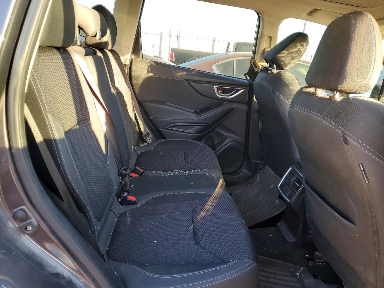 2021 SUBARU FORESTER PREMIUM photo 11