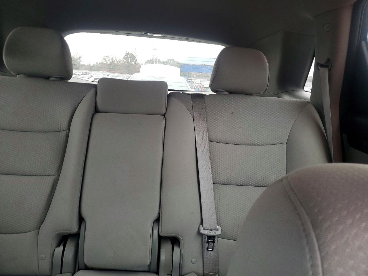 2013 KIA SORENTO LX photo 19