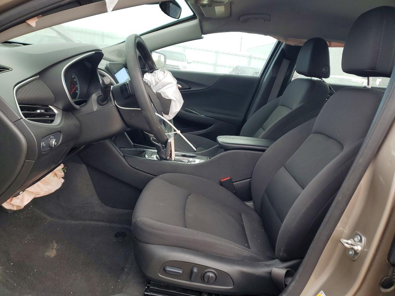 2024 CHEVROLET MALIBU LT photo 7