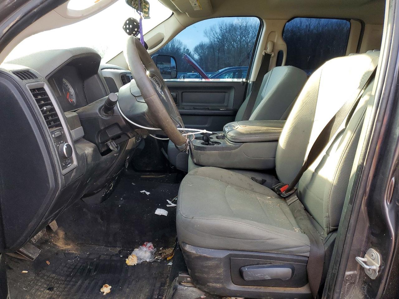 2018 RAM 1500 ST photo 7