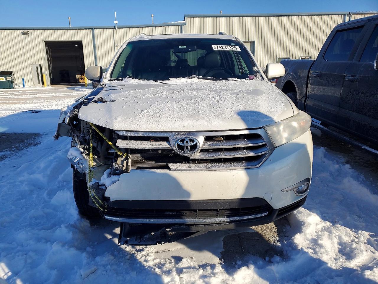2012 TOYOTA HIGHLANDER SE photo 9
