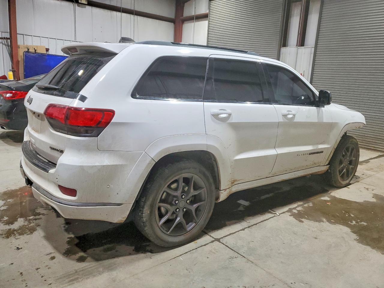 2020 JEEP GRAND CHEROKEE LIMITED photo 3