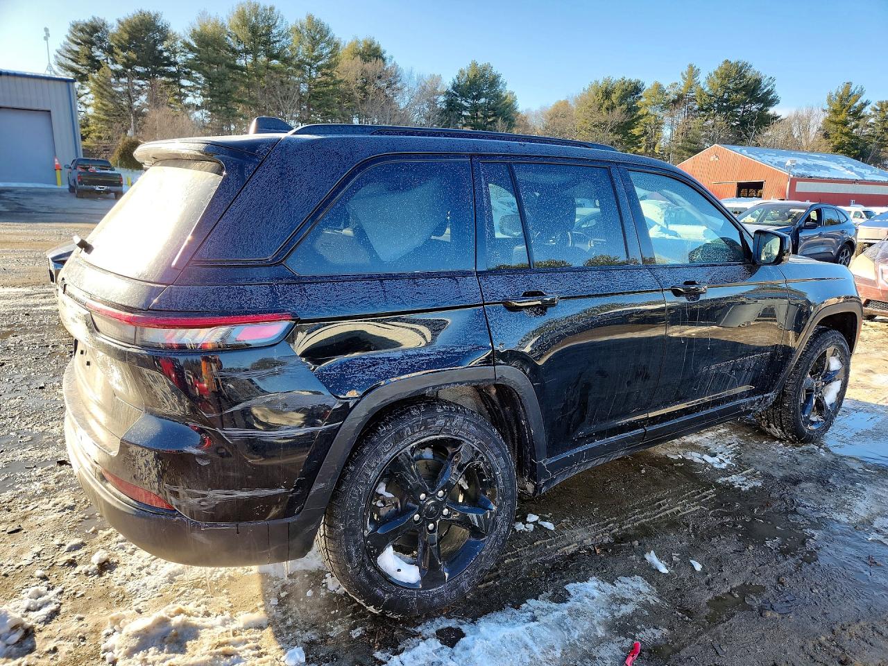 2023 JEEP GRAND CHEROKEE LAREDO photo 5