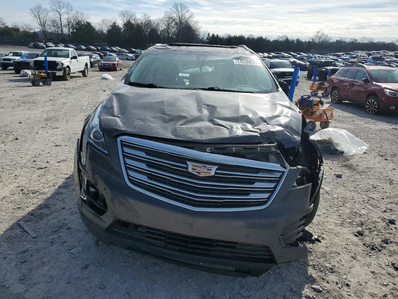 2018 CADILLAC XT5 LUXURY photo 5