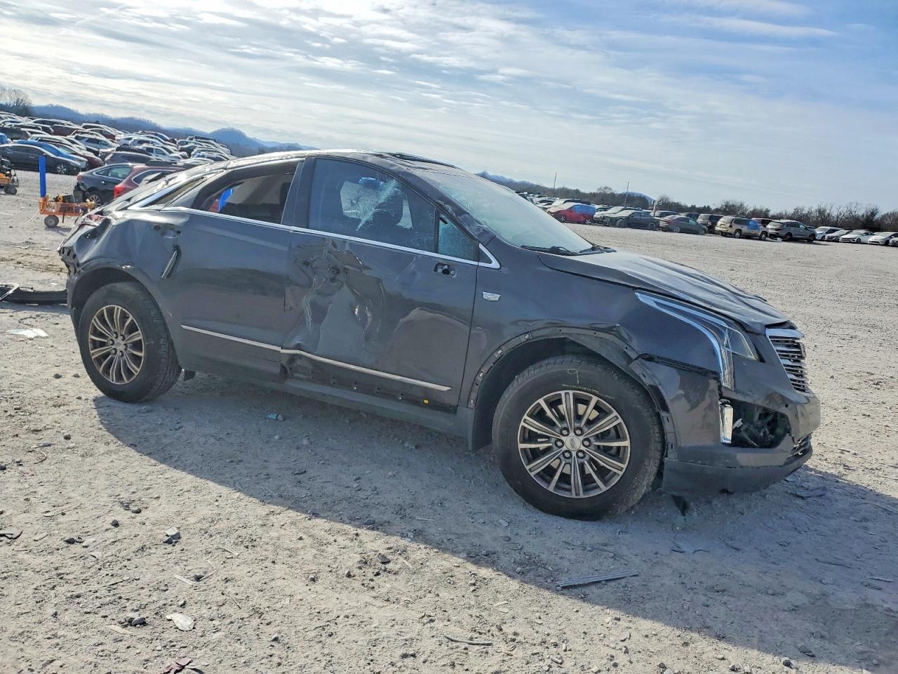 2018 CADILLAC XT5 LUXURY photo 4