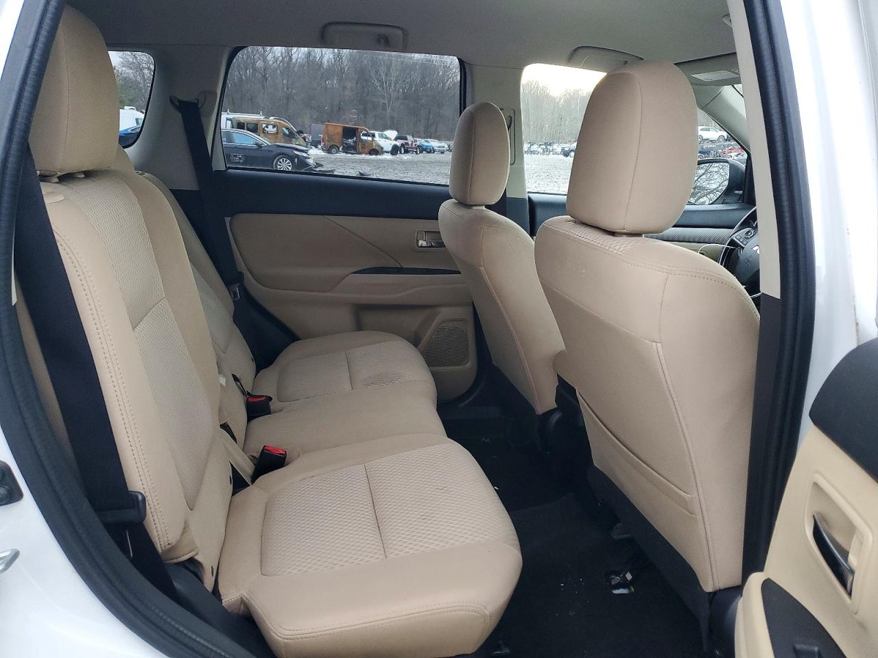 2016 MITSUBISHI OUTLANDER SE photo 21