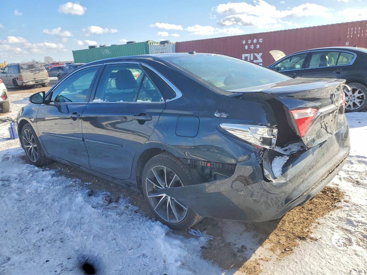 2017 TOYOTA CAMRY XSE photo 2