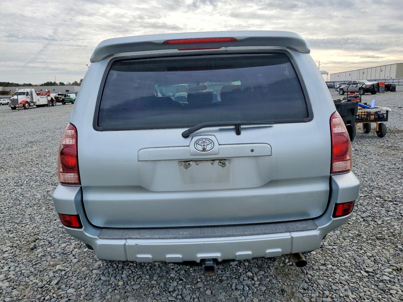 2005 TOYOTA 4RUNNER SR5 photo 6