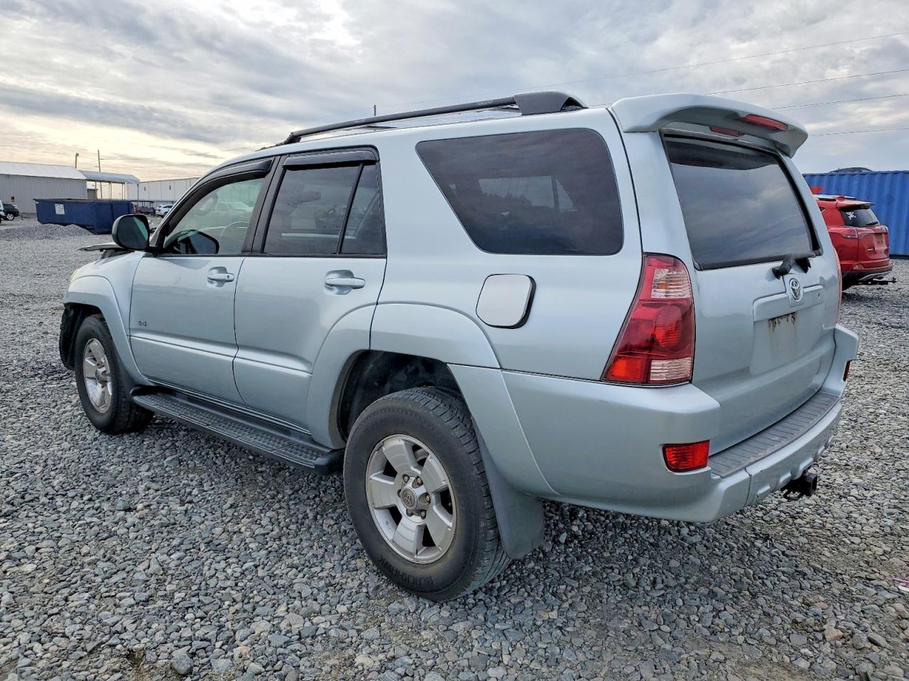 2005 TOYOTA 4RUNNER SR5 photo 2