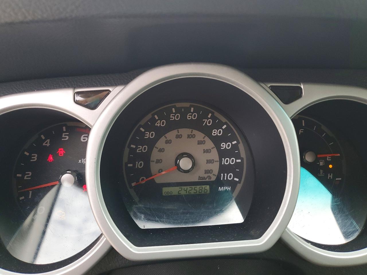2005 TOYOTA 4RUNNER SR5 photo 9