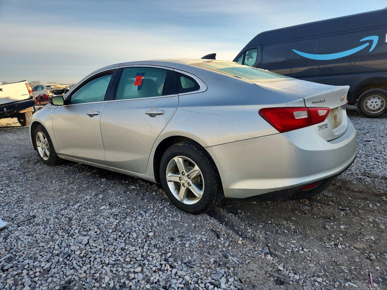 2021 CHEVROLET MALIBU LS photo 2