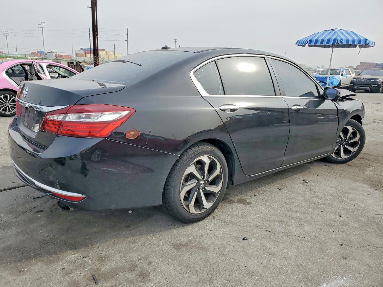 2016 HONDA ACCORD EX photo 5