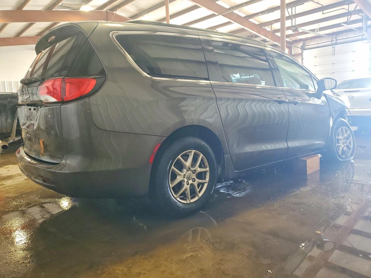 2021 CHRYSLER VOYAGER LXI photo 7