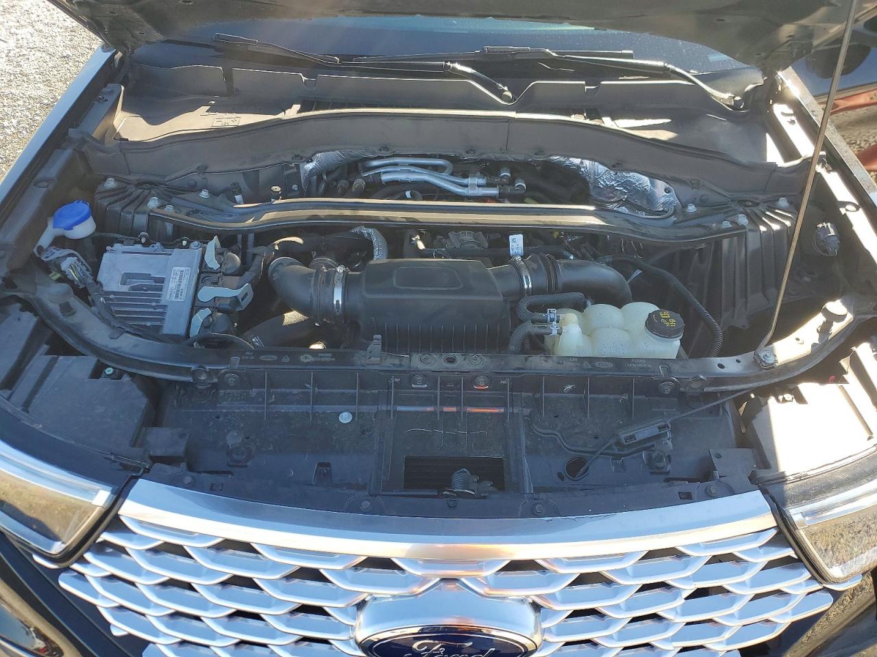 2020 FORD EXPLORER PLATINUM photo 34