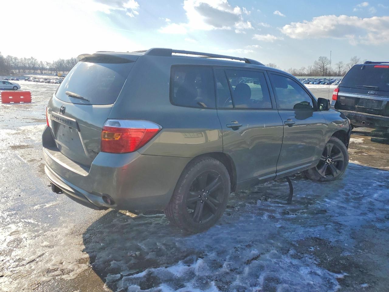 2010 TOYOTA HIGHLANDER BASE photo 3