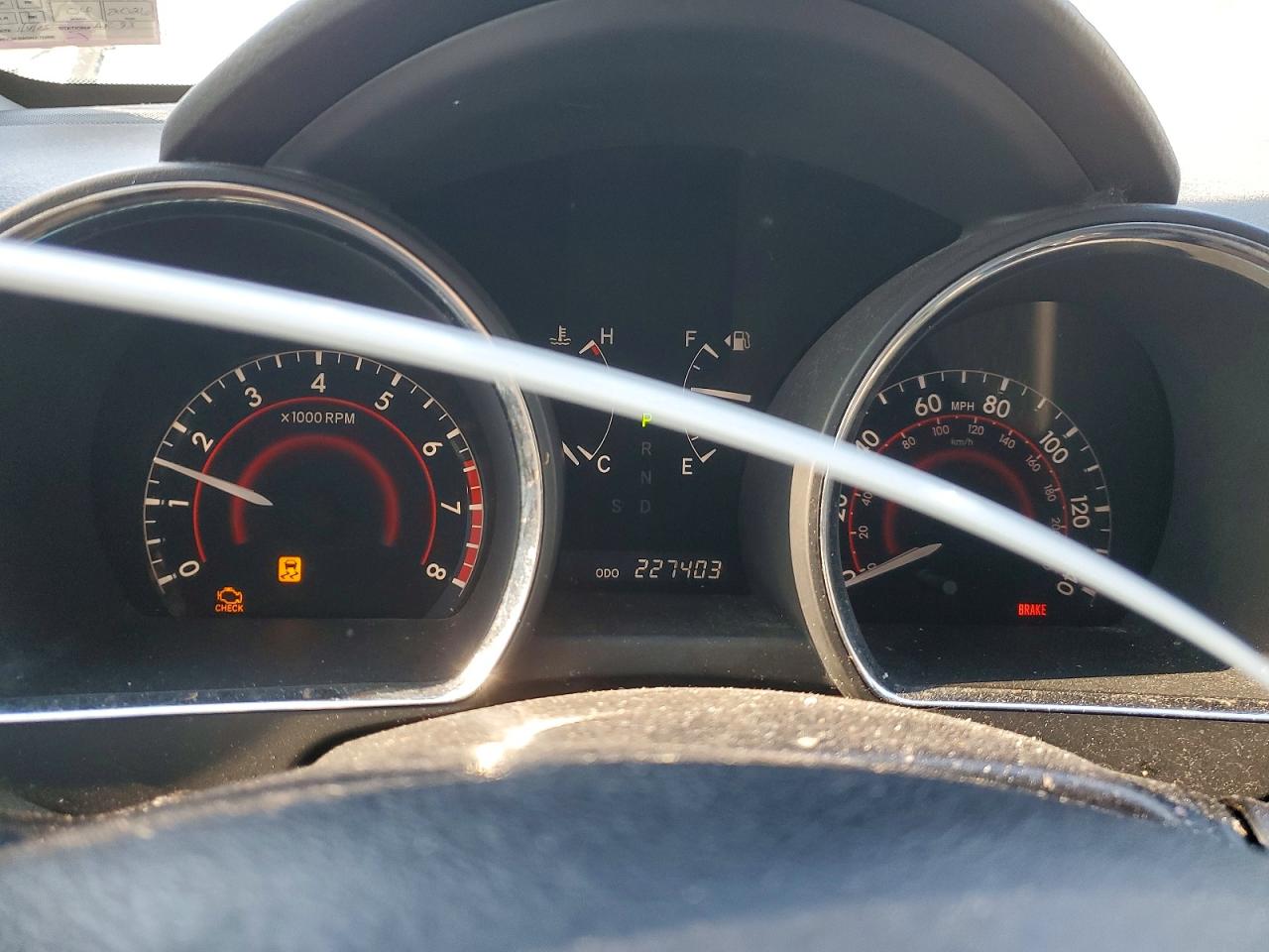 2010 TOYOTA HIGHLANDER BASE photo 9