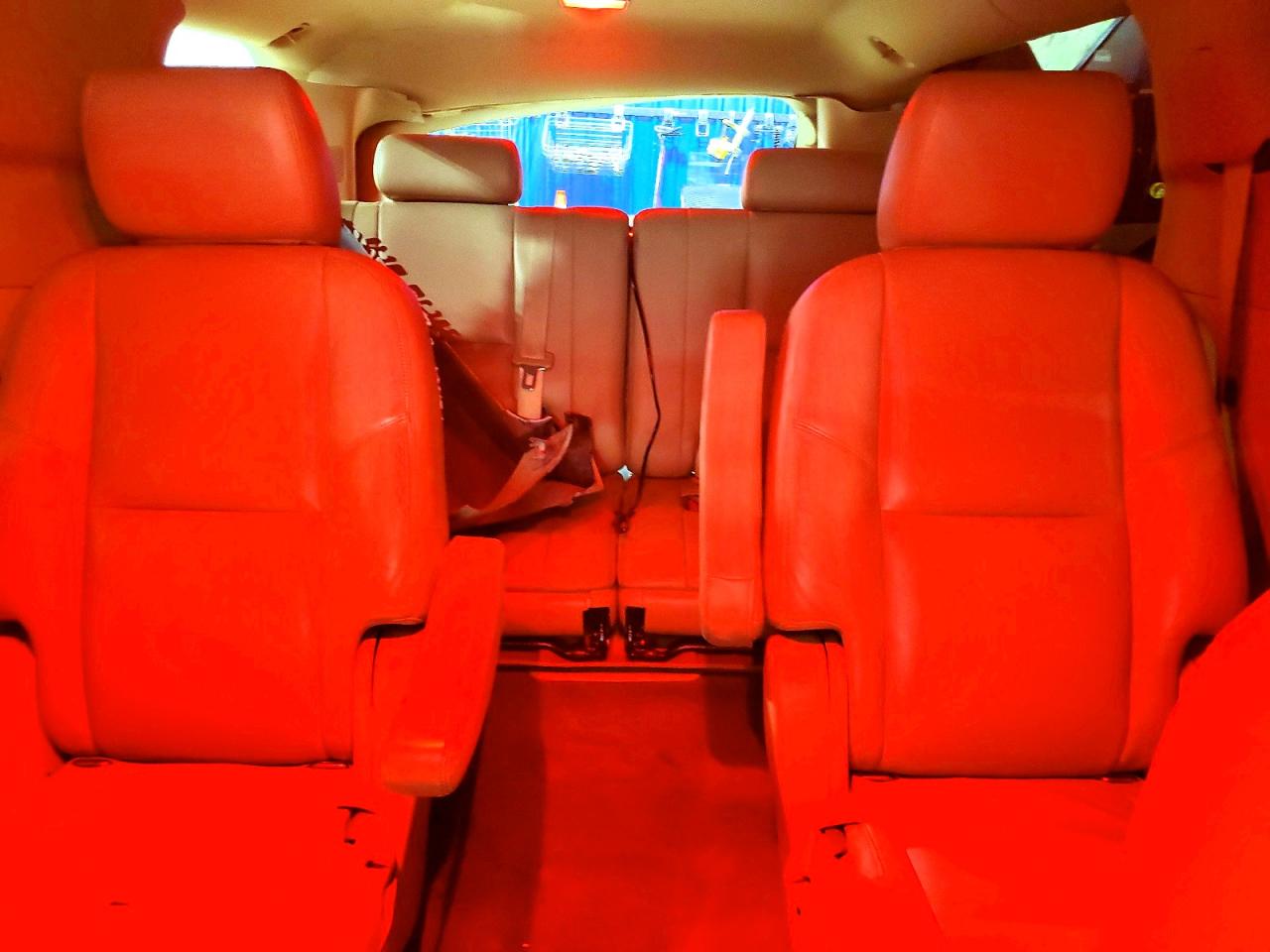 2011 CADILLAC ESCALADE ESV LUXURY photo 10