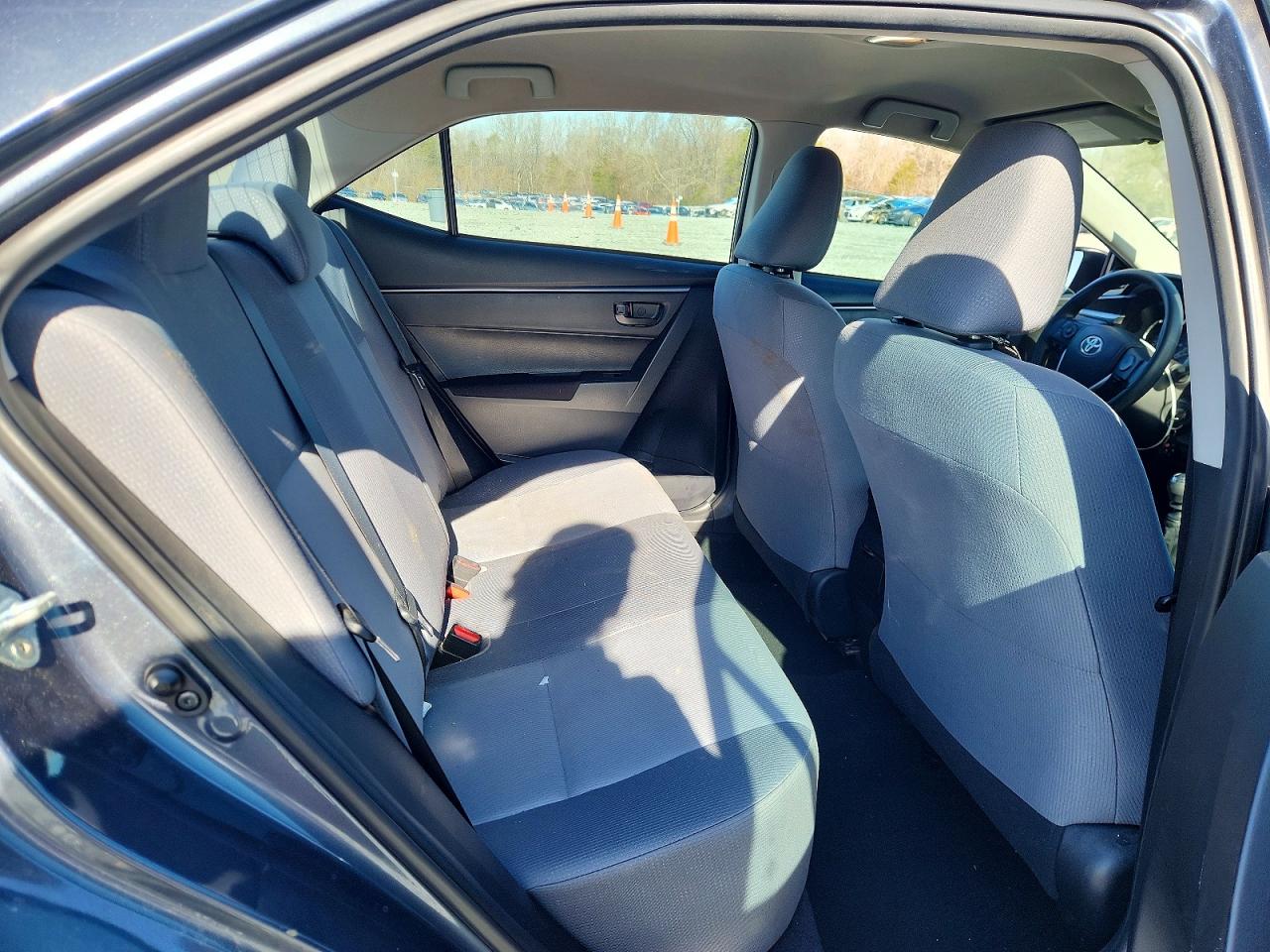 2016 TOYOTA COROLLA L photo 10