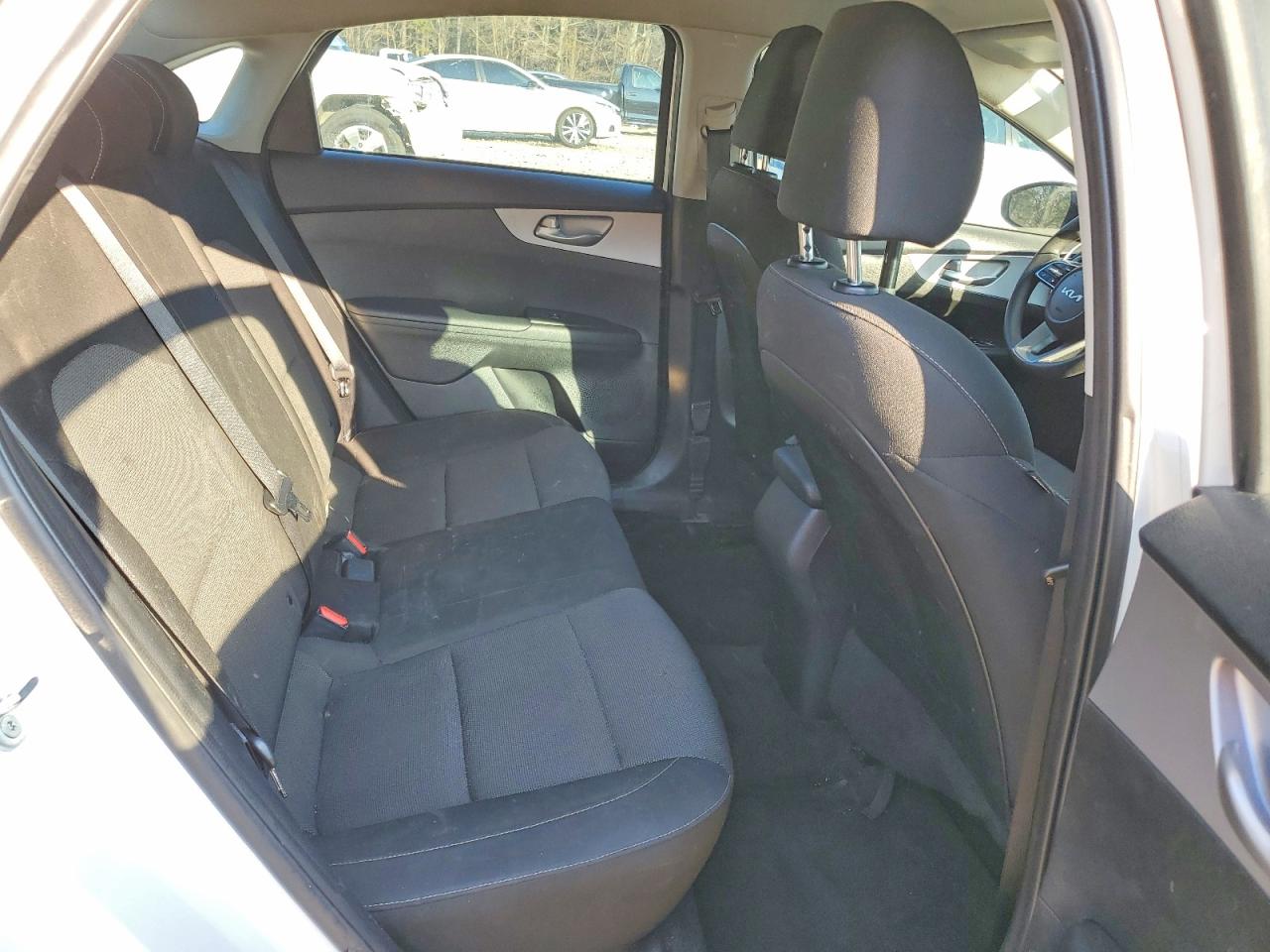 2024 KIA FORTE LXS photo 19